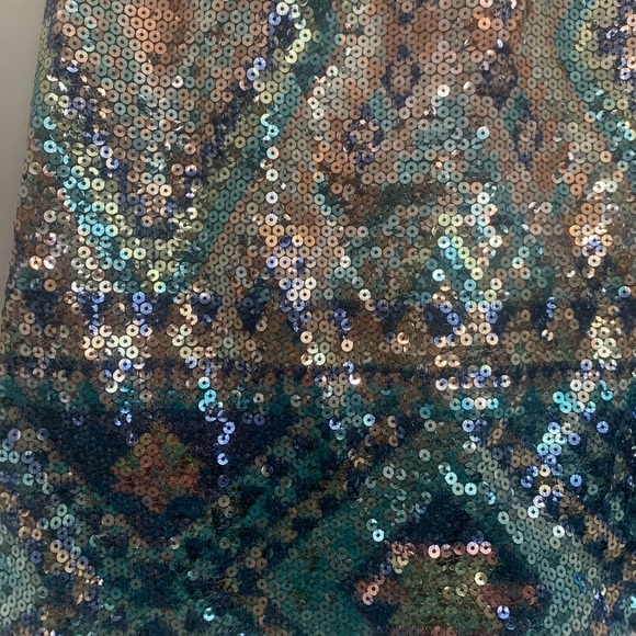 Mini sequin skirt - Picture 3 of 4